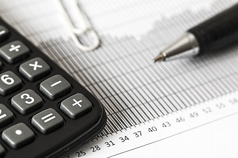calculator-1680905_1920 SMALL calculator-1680905