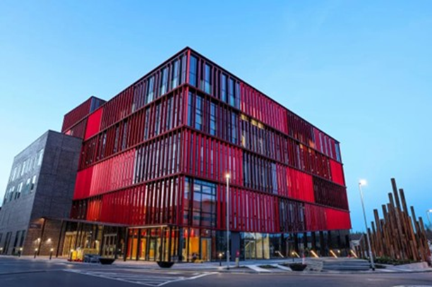 DECARBONISING AND CONSERVING OUR UTILITIES AT DUBLIN CITY UNIVERSITY